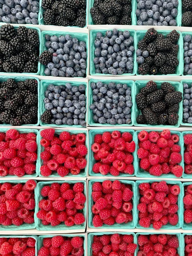 Berry Patch Splendor: Sun-Kissed Assortment